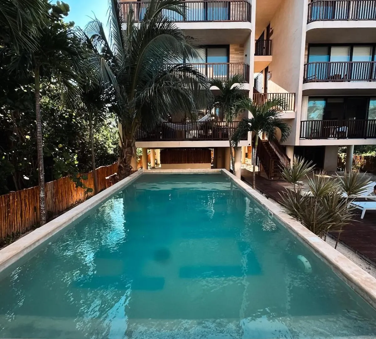 Garden 2Br Apt Steps From The Beach With Pool View جزيرة هول بوكس 0*,
